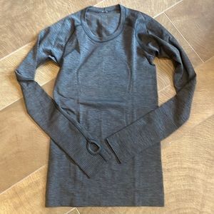 Lululemon Long Sleeve Swiftly Tech